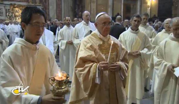 933935_573333866063968_121602688_n