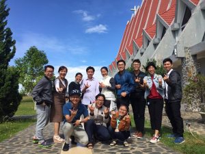 Một tuần sau kỳ Linh thao sinh viên lần đầu tiên