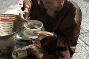 Người trẻ với người vô gia cư Người trẻ với người vô gia cư