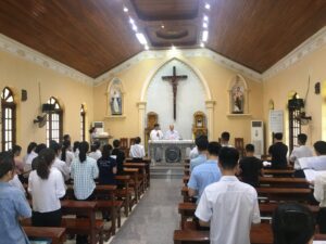 Linh thao - Đi để trở về trong tình yêu Linh thao - Đi để trở về trong tình yêu