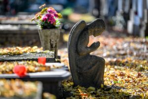 Ý nghĩa và những thắc mắc về Halloween, Ngày Lễ Các Thánhvà Lễ Các Đẳng Linh Hồn Ý nghĩa và những thắc mắc về Halloween, Ngày Lễ Các Thánhvà Lễ Các Đẳng Linh Hồn