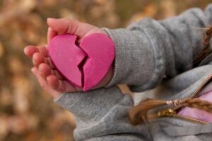 Vết thương lòng…! Vết thương lòng…!