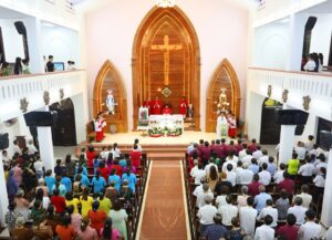 Gx. Hòa Minh: Thánh lễ mừng kính hai thánh Phêrô - Phaolô và tạ ơn hoàn tất công trình sửa chữa nhà thờ Gx. Hòa Minh: Thánh lễ mừng kính hai thánh Phêrô - Phaolô và tạ ơn hoàn tất công trình sửa chữa nhà thờ