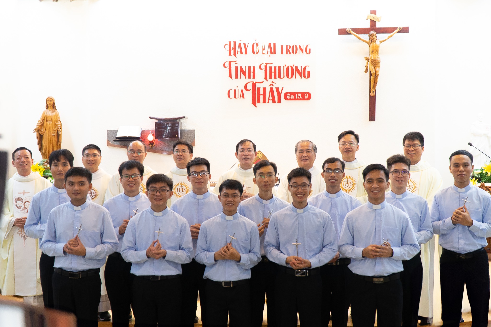 Thánh Lễ Khấn Dòng Lần Đầu Trong Dòng Tên | Năm 2025