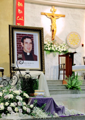 Thánh Lễ Tưởng Nhớ và Tri Ân Cha Felipe Gomez (Ngô Minh), S.J.: Một Cuộc Đời Thành Toàn và Tấm Lòng Vẹn Nguyên Với Giáo Hội Việt Nam