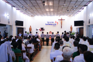 Giáo xứ Thiên Thần: Năm mươi năm cắm rễ và lớn lên trong Đức Kitô Giáo xứ Thiên Thần: Năm mươi năm cắm rễ và lớn lên trong Đức Kitô