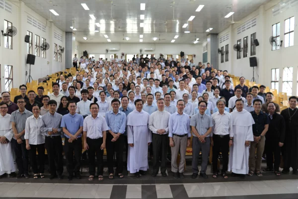 Giao lưu Thần học giữa Học viện Dòng Tên và Học viện Thần học Đaminh (28/03/2026)